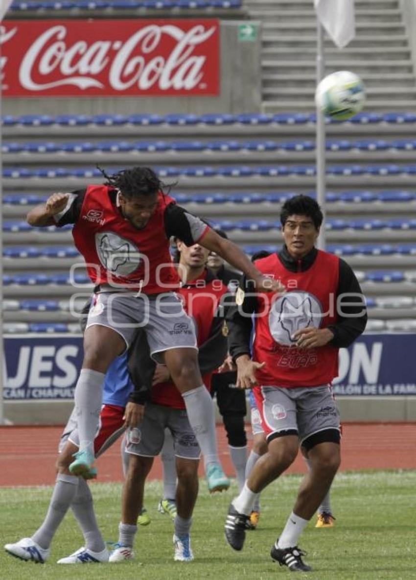 ENTRENAMIENTO LOBOS DE LA BUAP
