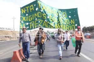 MANIFESTACIÓN INTEGRANTES UNTA,AUTOPISTA