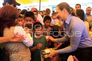 ENTREGA DIF JUGUETES POR DÍA DE REYES