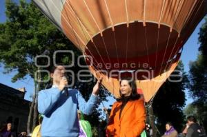 LANZAN GLOBO AEROSTÁTICO CON CARTAS A LOS REYES MAGOS