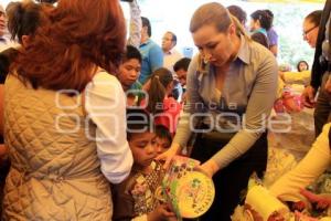 ENTREGA DIF JUGUETES POR DÍA DE REYES