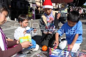 NIÑOS FELICES CON LA LLEGADA DE LOS REYES MAGOS