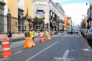 OBRAS DE ADOQUINAMIENTO OCASIONAN TRÁFICO EN CENTRO HISTÓRICO