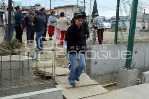 VECINOS DE LA RIVERA ANAYA SE QUEJAN POR OBRAS METROBÚS