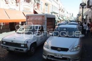 SE VUELVE PEATONAL TRAMO DE LA CALLE 5 DE MAYO