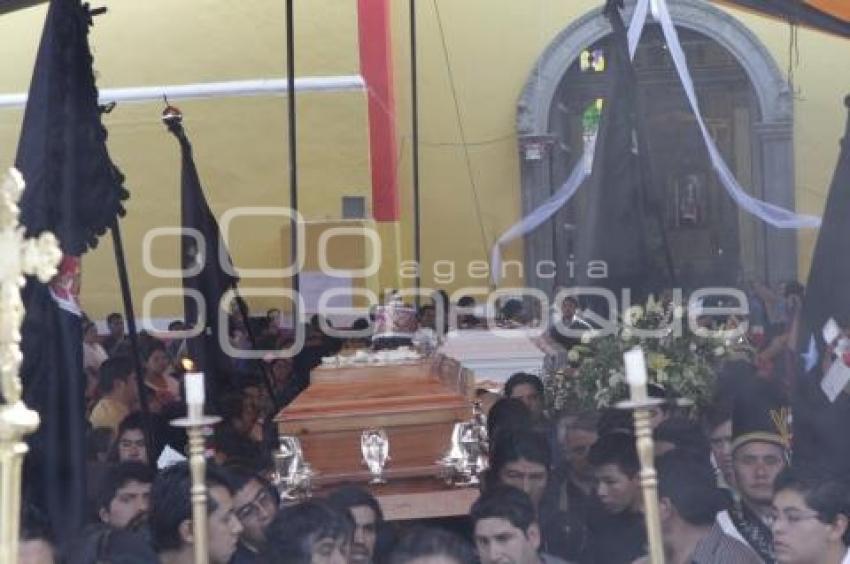 FUNERAL SACERDOTE