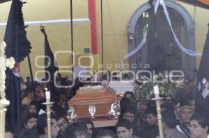 FUNERAL SACERDOTE