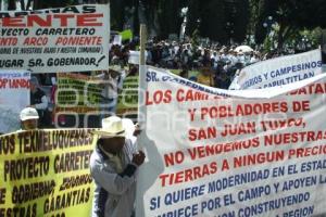 MANIFESTACIÓN CAMPESINOS . SEGUNDO INFORME DE GOBIERNO