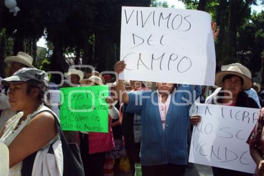 MANIFESTACIÓN CAMPESINOS . SEGUNDO INFORME DE GOBIERNO