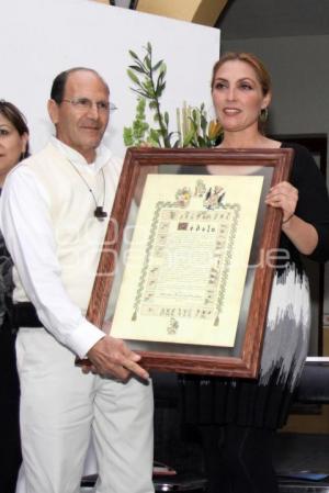 RECIBE CEDULA REAL PADRE ALEJANDRO SOLALINDE