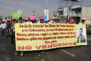 MANIFESTACIÓN CAMPESINOS . SEGUNDO INFORME DE GOBIERNO