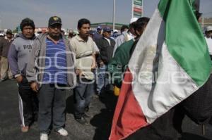 MANIFESTACIÓN CAMPESINOS . SEGUNDO INFORME DE GOBIERNO