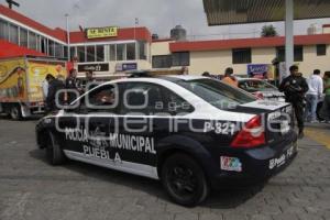 ABANDONAN ASALTANTES CAMIONETA PRESUNTAMENTE ROBADA