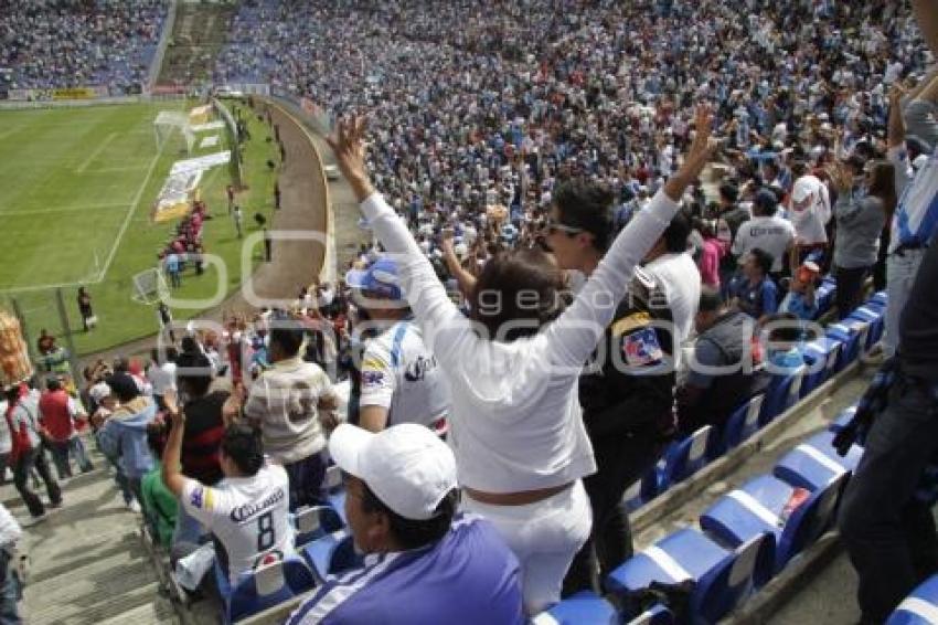 PUEBLA VS SANTOS . DESDE LAS GRADAS