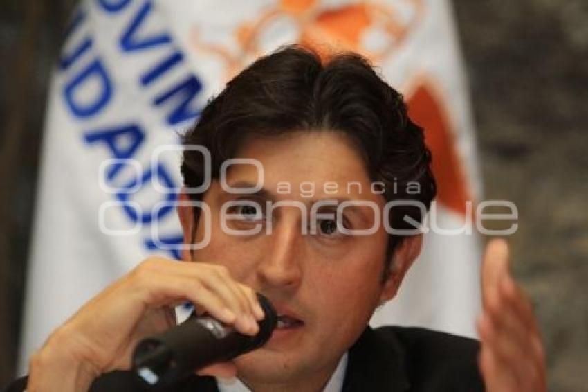 JOSE JUAN ESPINOSA. MOVIMIENTO CIUDANO