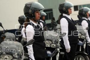 EDUARDO RIVERA ENTREGÓ MOTOCICLETAS A LA SSPTM