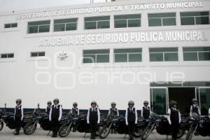 EDUARDO RIVERA ENTREGÓ MOTOCICLETAS A LA SSPTM