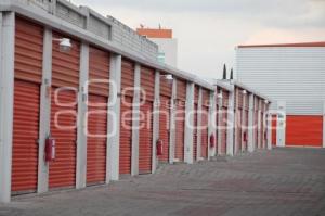 BODEGA CON ARTÍCULOS ROBADOS