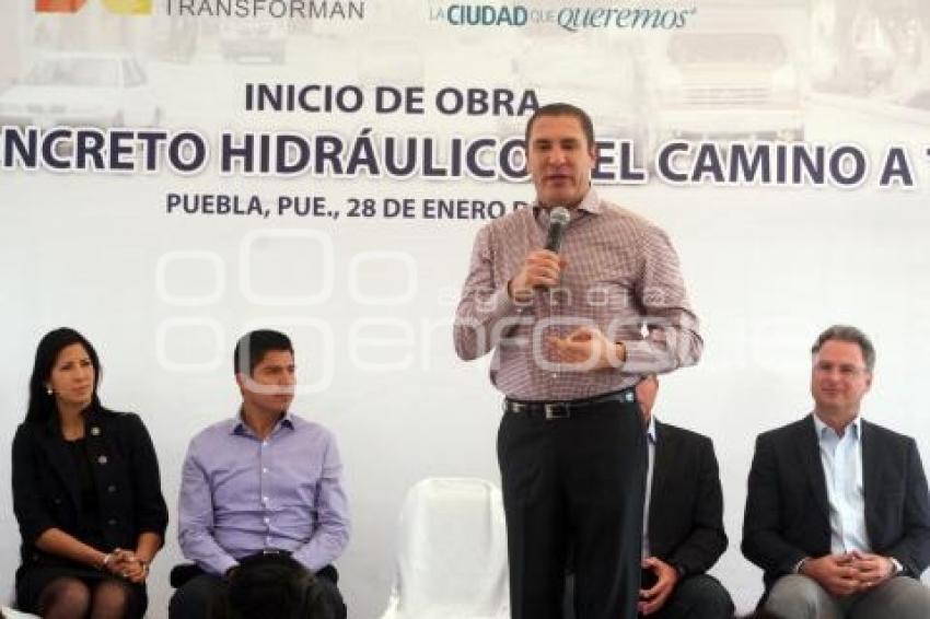 CONCRETO HIDRAÚLICO EN CAMINO A TLALTEPANGO