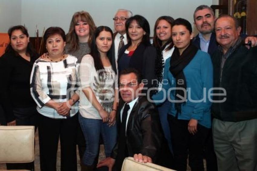 EX ALUMNOS DEL CENHCH QUIEREN A AGÜERA COMO PRESIDENTE