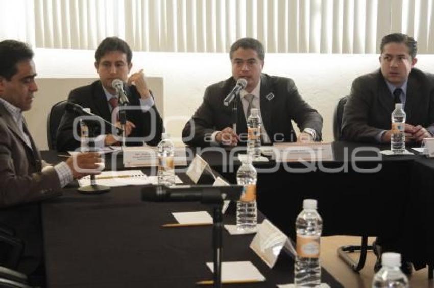 PRESENTA PLATAFORMA ELECTORAL EN EL IEE MOVIMIENTO CIUDADANO