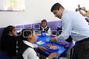 DIGNIFICACIÓN DE DESAYUNADOR EN AZUMIATLA