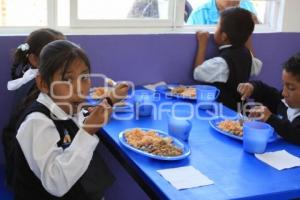 DIGNIFICACIÓN DE DESAYUNADOR EN AZUMIATLA