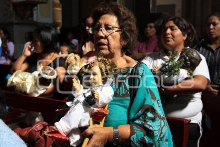 BENDICIÓN DE NIÑOS DIOS. DÍA DE LA CANDELARIA