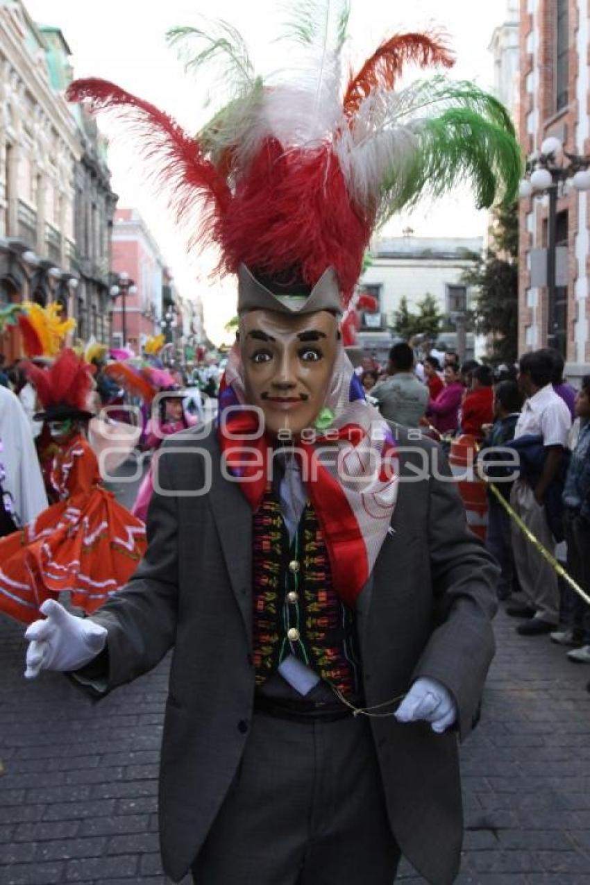 DESFILE DE HUEHUES.CARNAVAL 2013