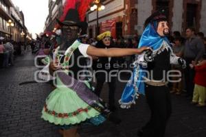 DESFILE DE HUEHUES.CARNAVAL 2013