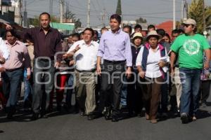 RIVERA INAUGURÓ CALLE EN GUADALUPE HIDALGO