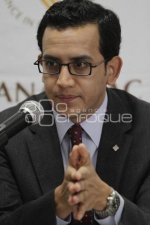 JOSÉ MATA . RECTOR ANÁHUAC