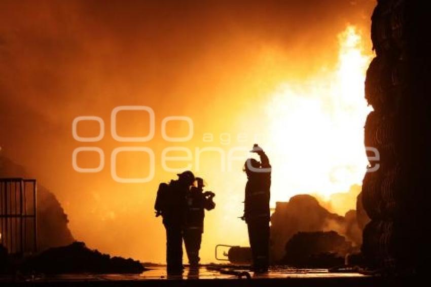 INCENDIO EN FÁBRICA