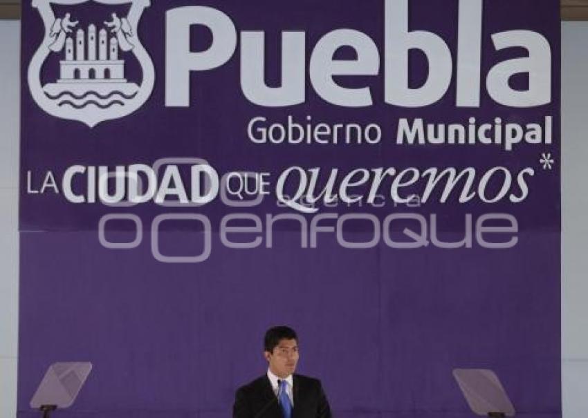 SEGUNDO INFORME . PRESIDENTE RIVERA