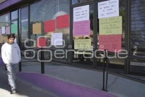 TRABAJADORES DEL AYUNTAMIENTO SE MANIFIESTAN CONTRA EDIL CAPITALINO