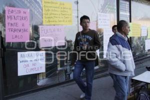 TRABAJADORES DEL AYUNTAMIENTO SE MANIFIESTAN CONTRA EDIL CAPITALINO
