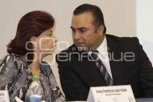 FORO SOBRE DATOS PERSONALES . CAIP BUAP