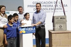 COLOCACIÓN PRIMERA PIEDRA DE LA CASA DEL ADOLESCENTE