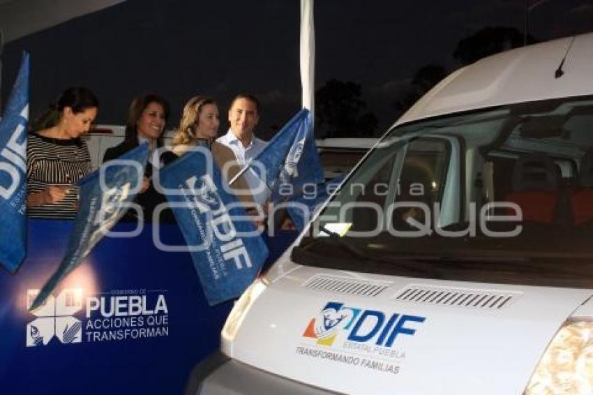 ENTREGA TRANSPORTE ADAPTADO DIF