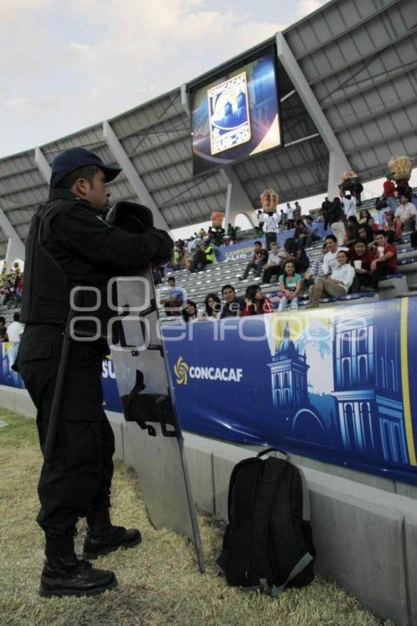 ESTADIO UNIVERSITARIO . CAMPEONATO SUB-20