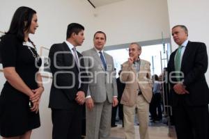 INAUGURA GOBERNADOR REMODELACIÓN DEL MUSEO AMPARO