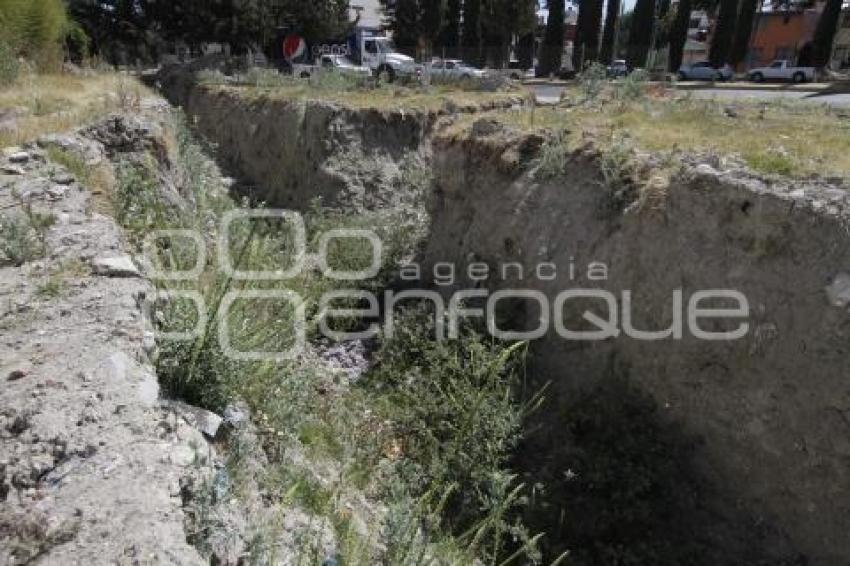 OBRAS INCONCLUSAS EN CANAL EN LAS MARGARITAS Y NACIONAL