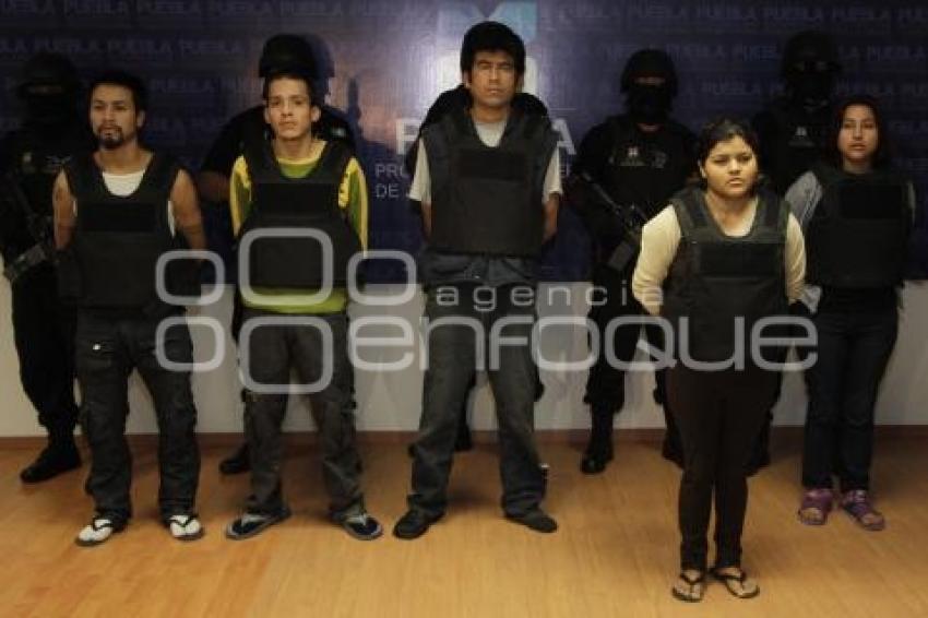 PRESENTA PGJ BANDA DE HOMICIDAS Y ASALTANTES