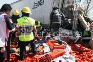 ACCIDENTE ENTRE TRAILERS