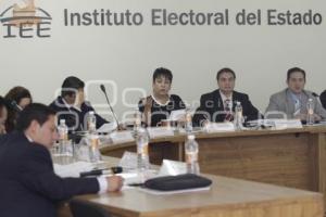 SESIÓN ESPECIAL IEE