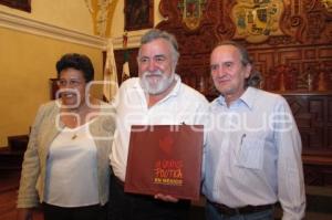 PRESENTA LIBRO ALEJANDRO ENCINAS