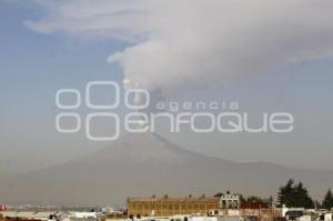 FUMAROLA DEL VOLCÁN POPOCATÉPETL