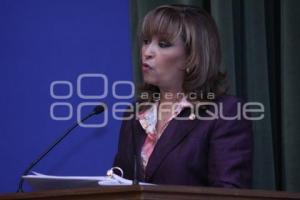 CONFERENCIA LA MUJERES EN LA COMUNICACIÓN SOCIEDAD INTERAMERICANA DE PRENSA . UDLAP