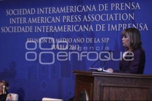 CONFERENCIA LA MUJERES EN LA COMUNICACIÓN SOCIEDAD INTERAMERICANA DE PRENSA . UDLAP