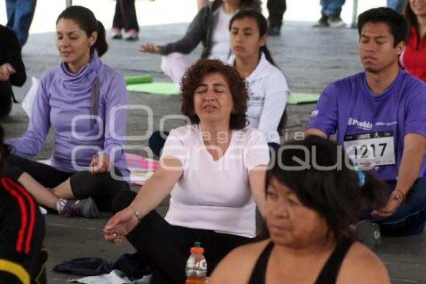 YOGA EN EL ZÓCALO